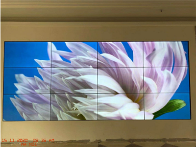 Cung cấp màn hình LCD ghép cho Tập đoàn  VNPT